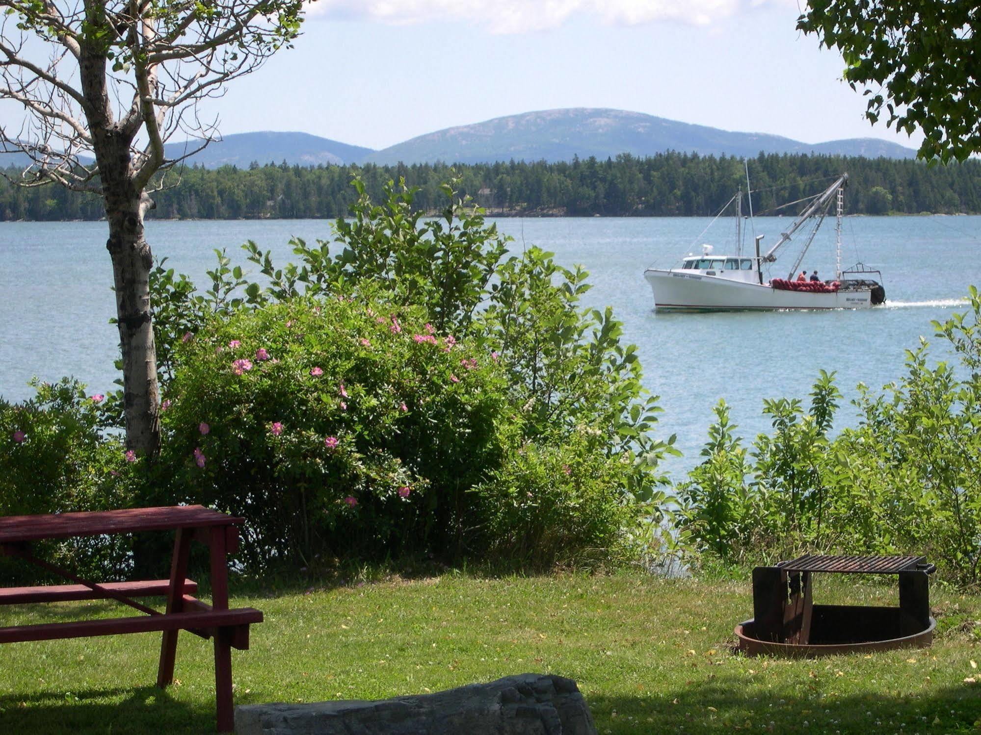 Narrows Too Camping Resort Cabin 1 Трентон Экстерьер фото